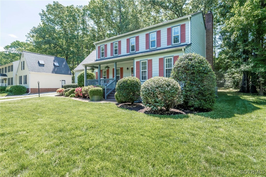 Property Photo: 12613 Dawnridge Court VA 23114