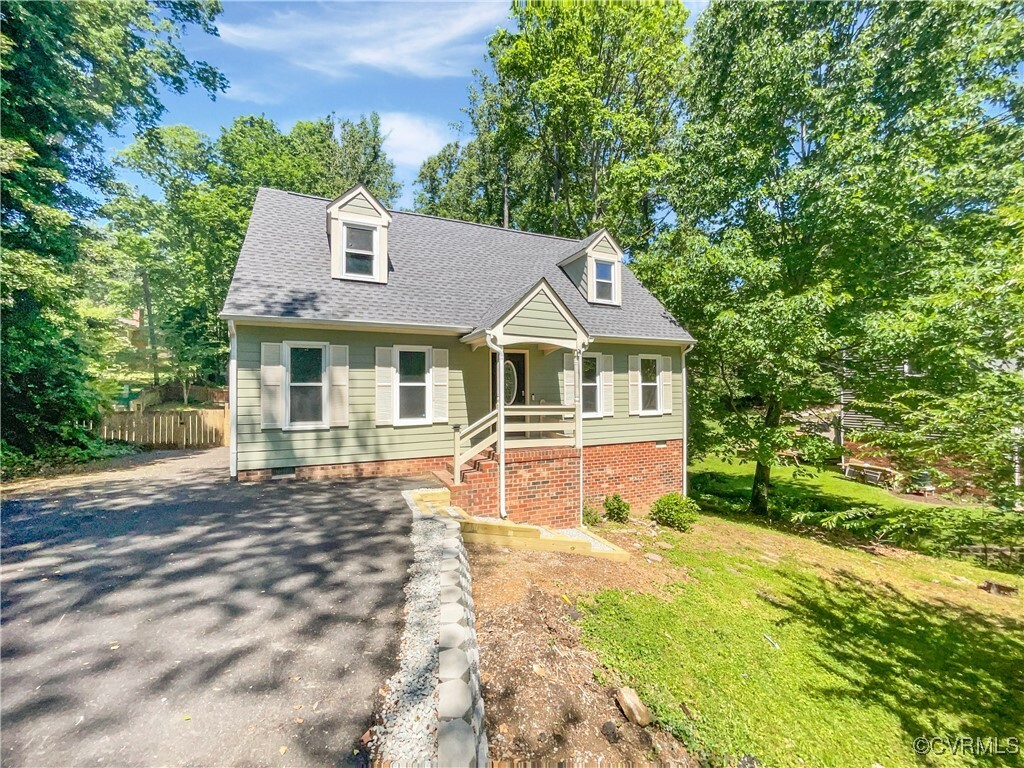 8330 Lyndale Drive  North Chesterfield VA 23235 photo