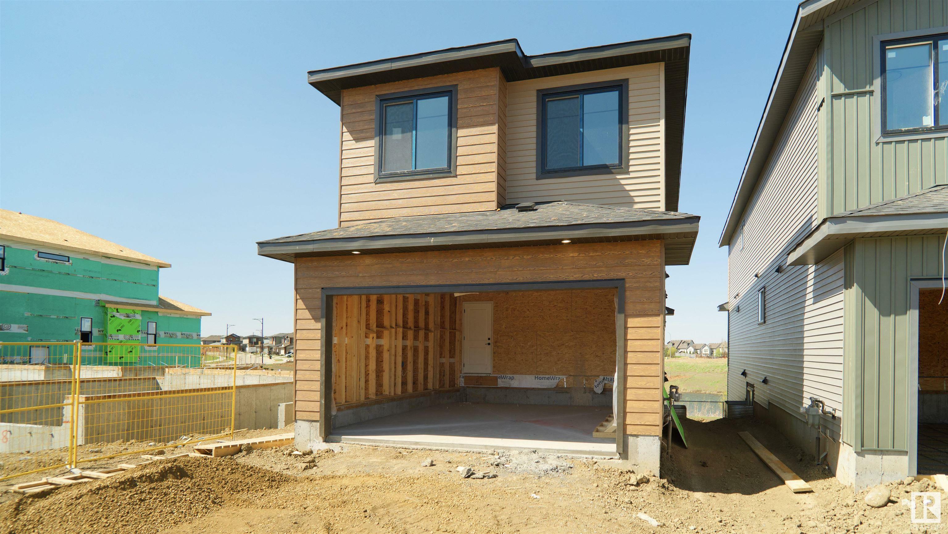 10 Tenuto Link  Spruce Grove AB T6X 0Z3 photo