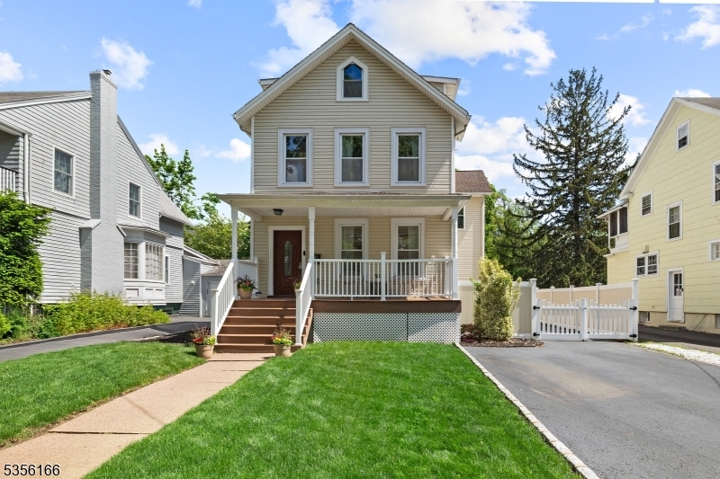 252 Orchard St  Westfield Town NJ 07090 photo