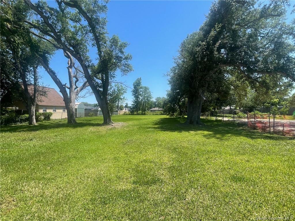 Property Photo: 603 W School Street LA 70605