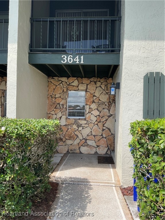 Property Photo: 3641 Edgewater Drive FL 33872