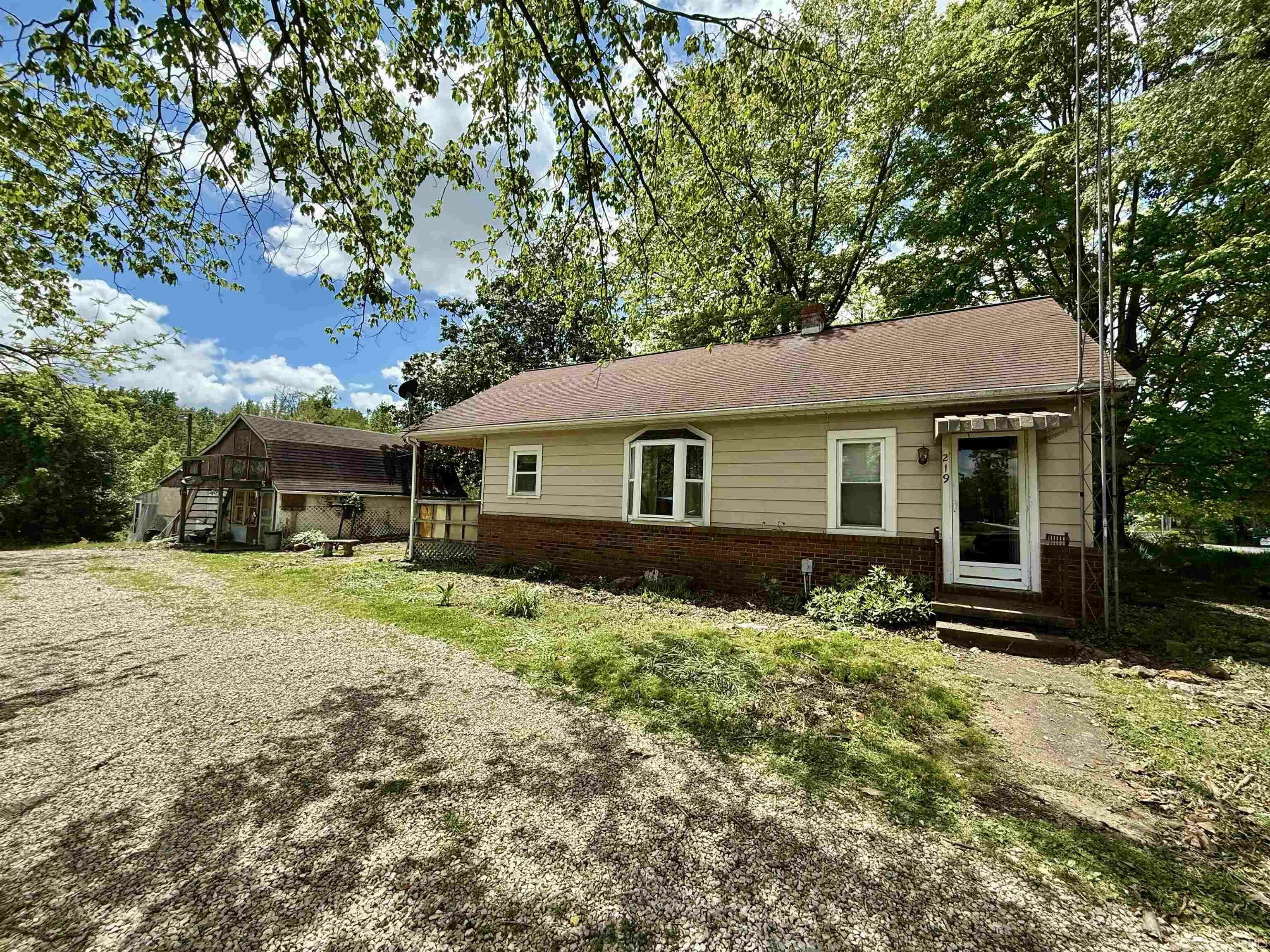 Property Photo: 219 W Boone Street IN 47537