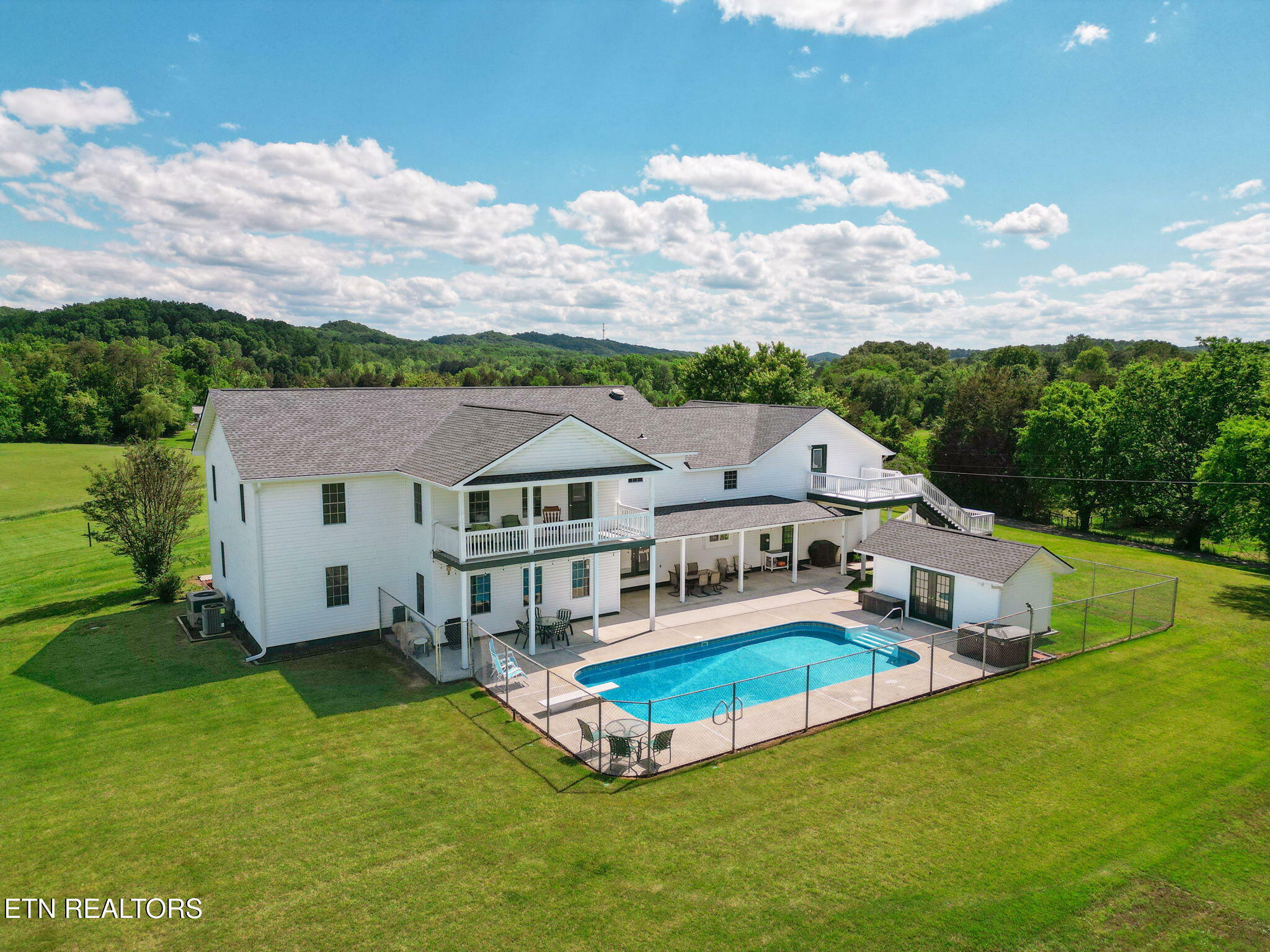Property Photo: 154 Lane Hedgecock Rd TN 37763