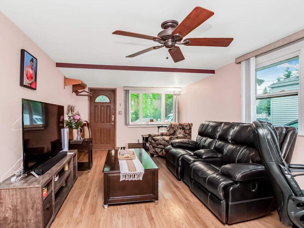 Property Photo: 2912 Schley Avenue NY 10465