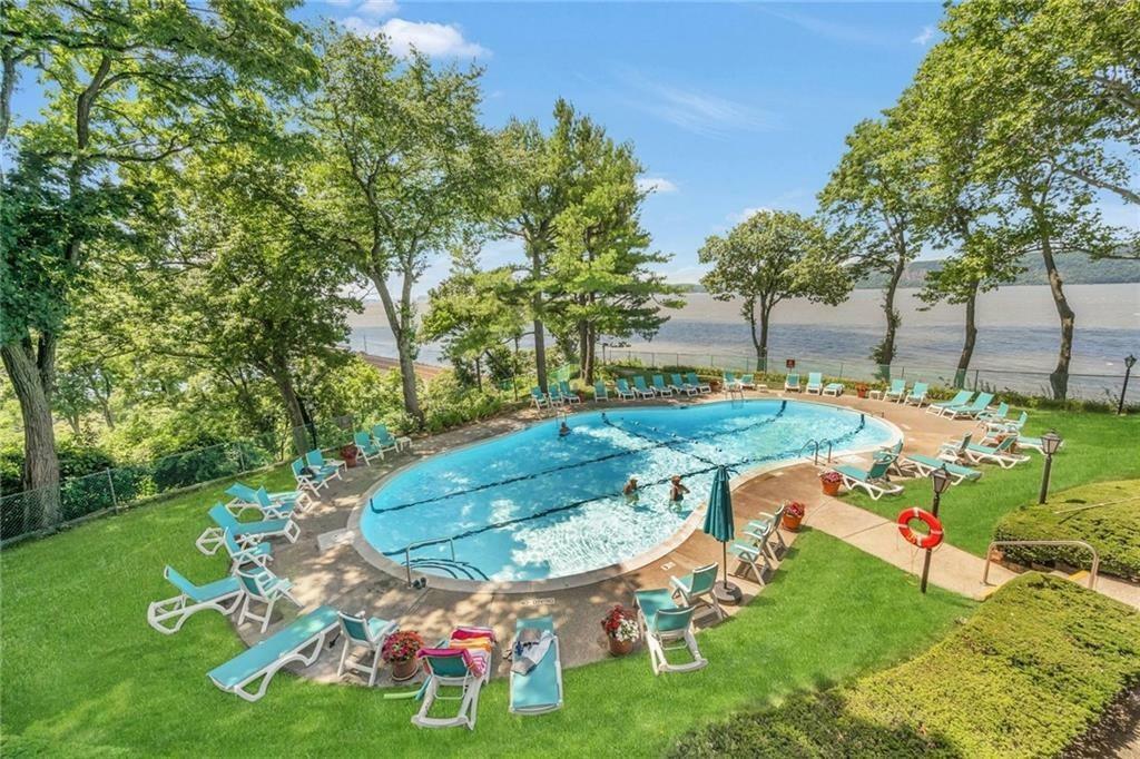 Property Photo: 16 Rockledge Avenue 4mm-2 NY 10562