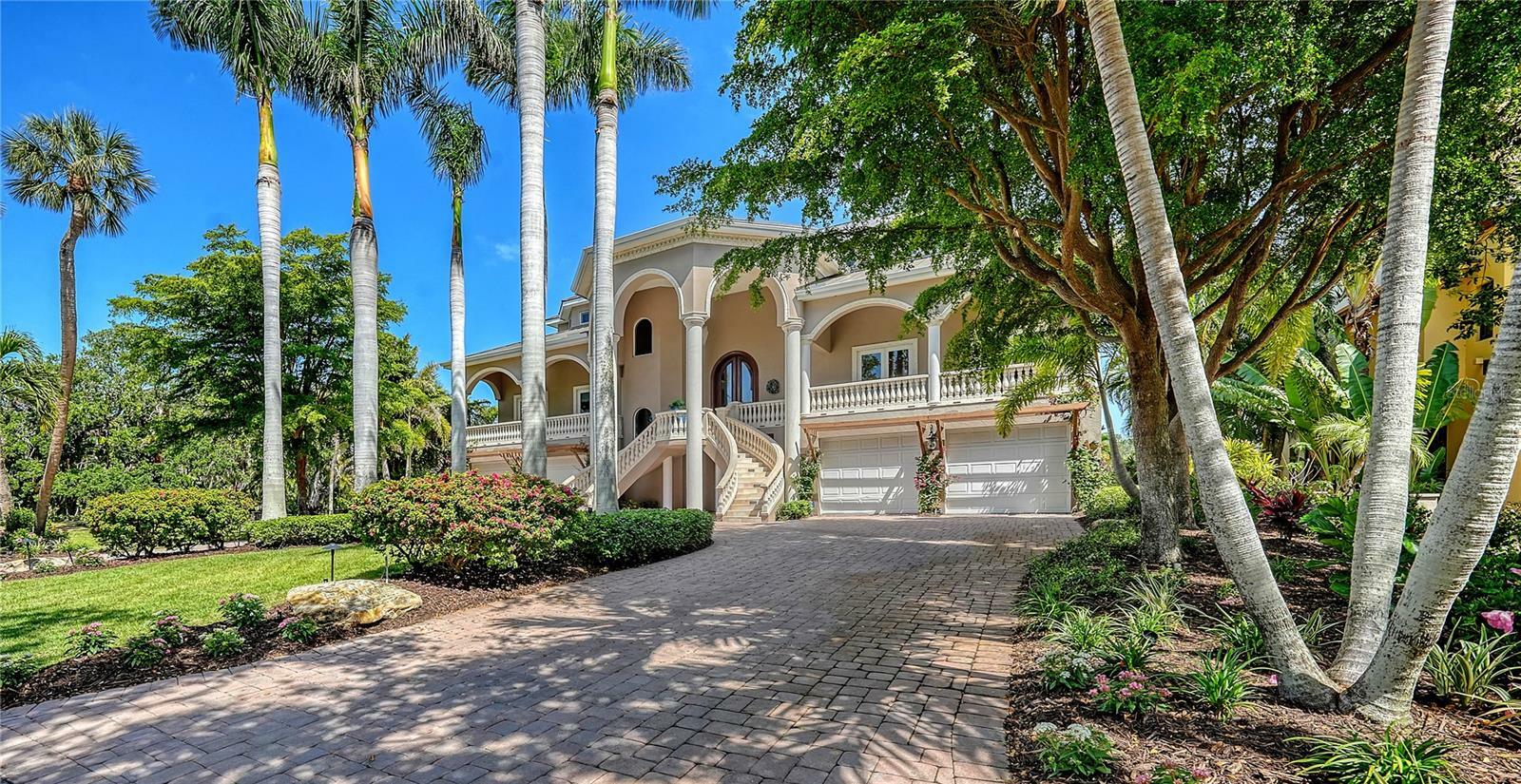 Property Photo: 975 Whitakers Lane FL 34236