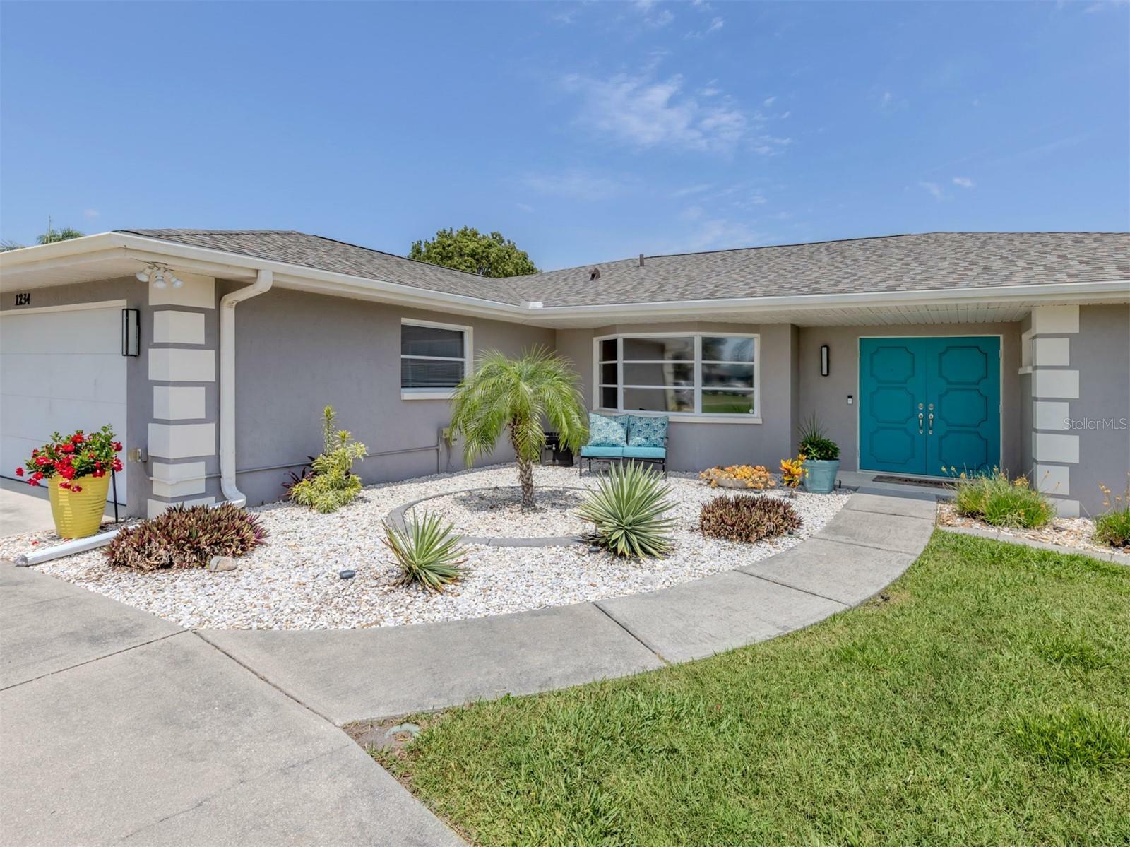 Property Photo: 1234 Paradise Way FL 34285