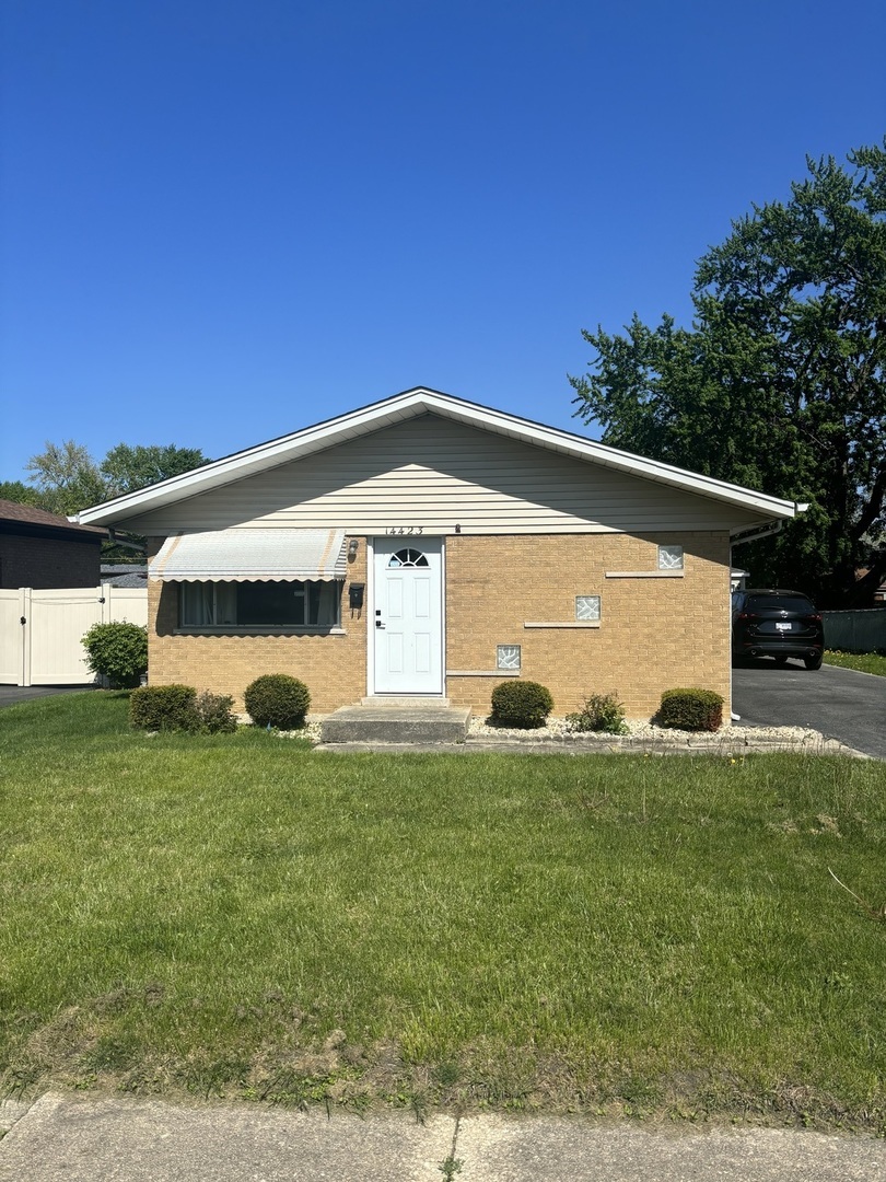 Property Photo: 14423 Tripp Avenue IL 60445