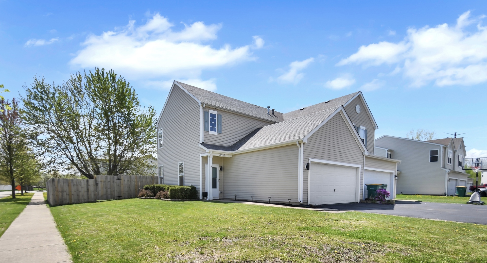 Property Photo: 2910 Boone Court IL 60435