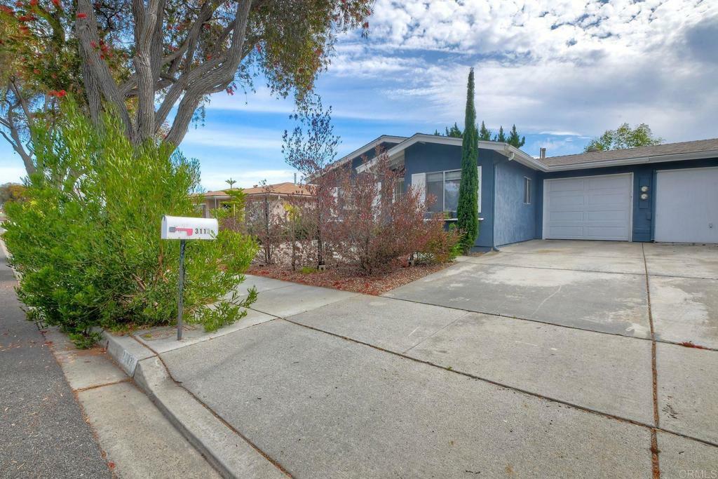 Property Photo: 3113 Buena Hills Drive CA 92056