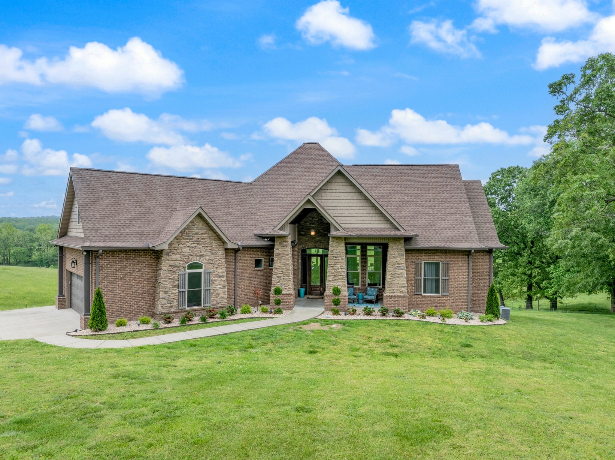 Property Photo: 532 Tidwell Rd TN 37025