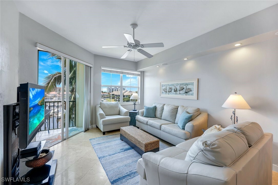 Property Photo: 2090 Matecumbe Key Road 1404 FL 33955