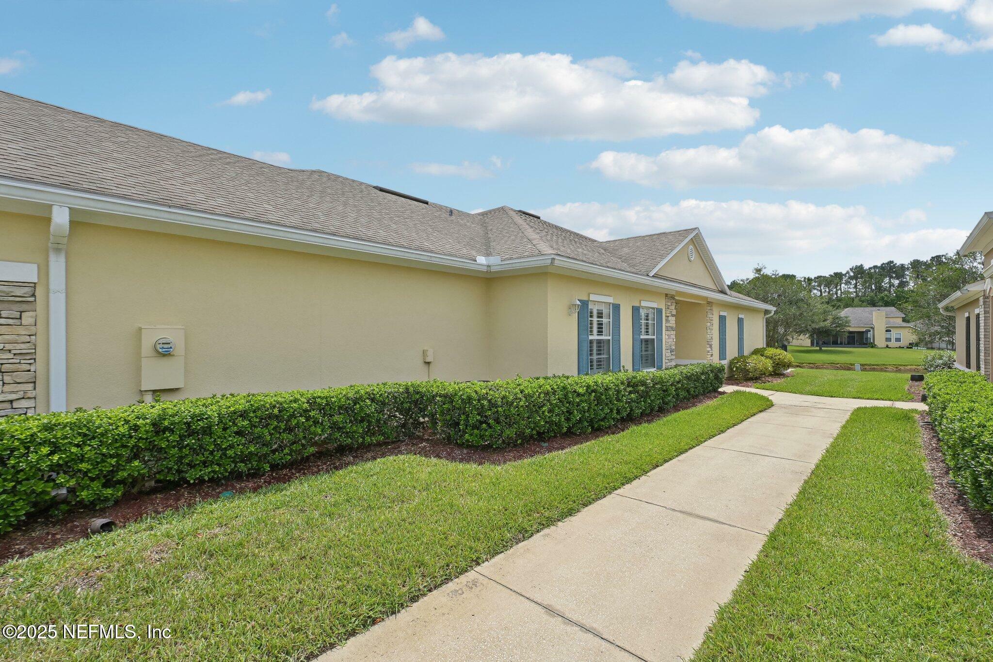 Property Photo: 1586 Calming Water Drive FL 32003