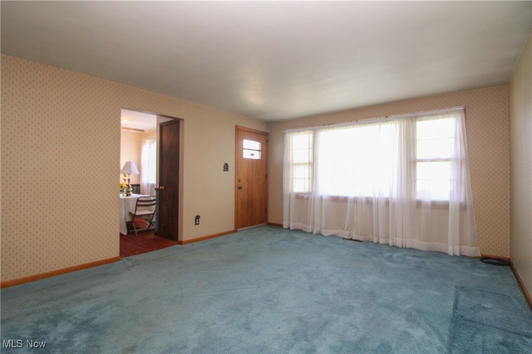 Property Photo: 1605 Weston Avenue OH 44514