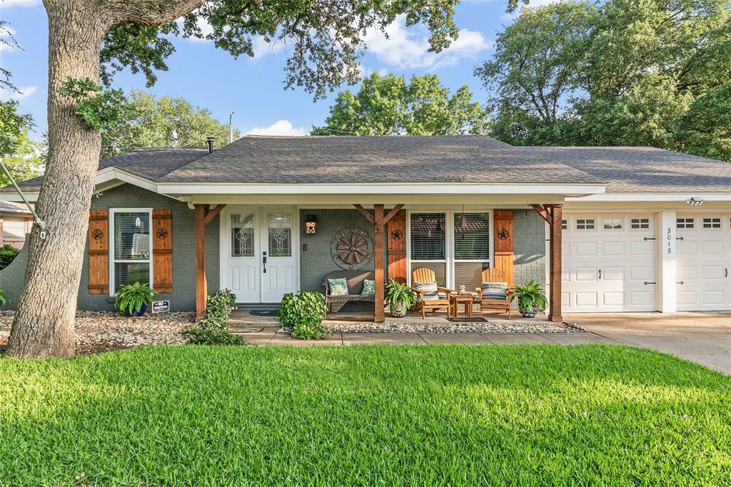 Property Photo: 2012 Chattanooga Drive TX 76022