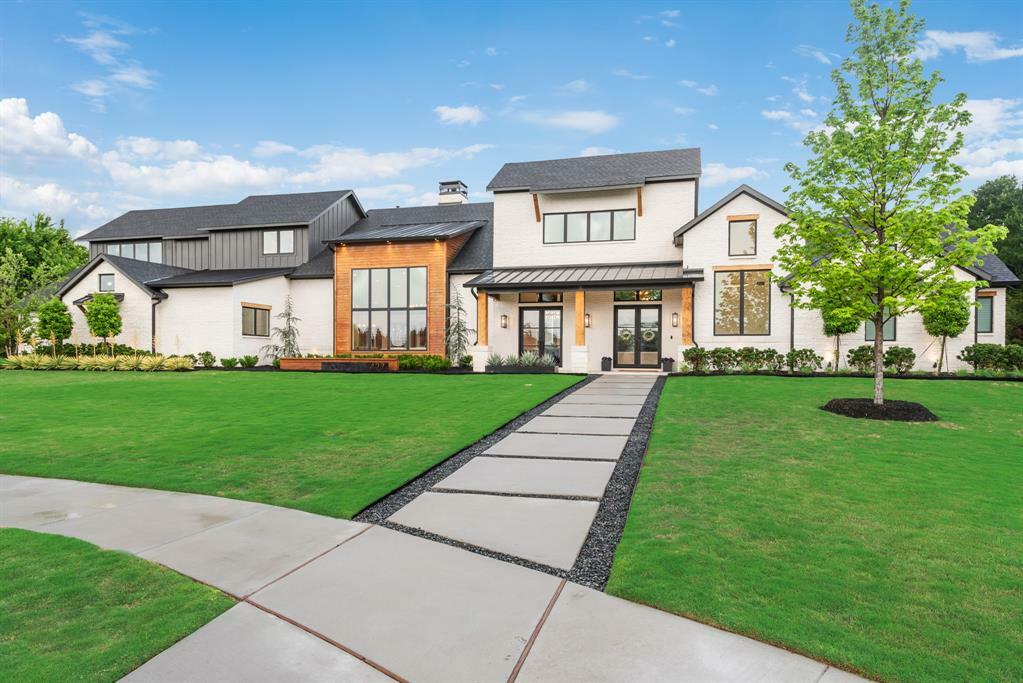 Property Photo: 427 Kings Landing TX 75032