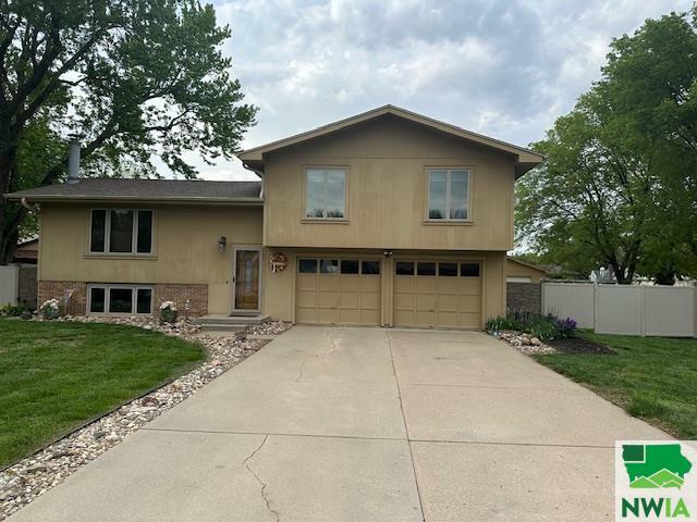 Property Photo: 540 Prairie Lane NE 68776