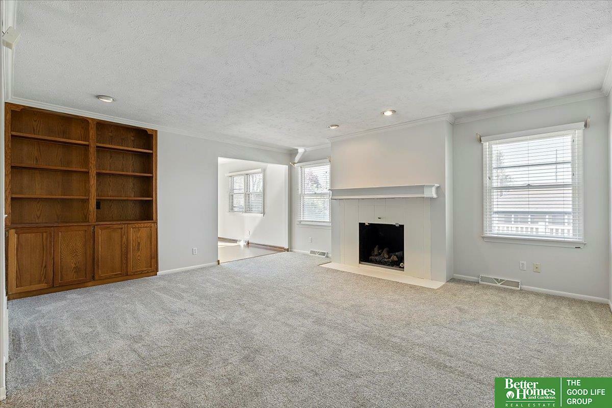 Property Photo: 4815 N 113 Street NE 68164-0000