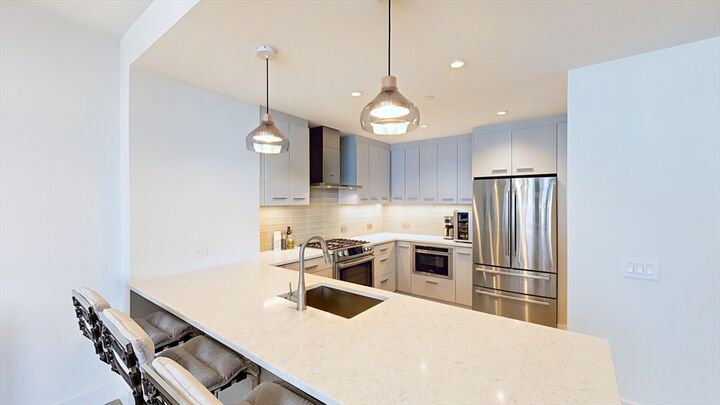 Property Photo:  40 Traveler St 605  MA 02118 