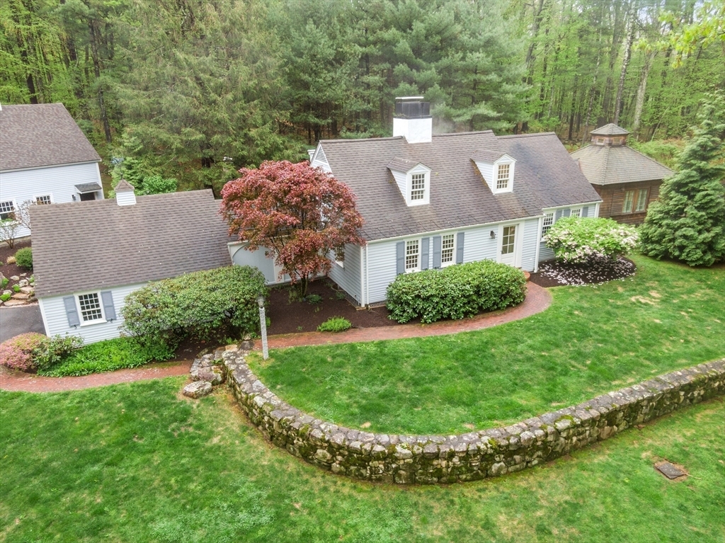 Property Photo: 5 Grasshopper Ln MA 01773