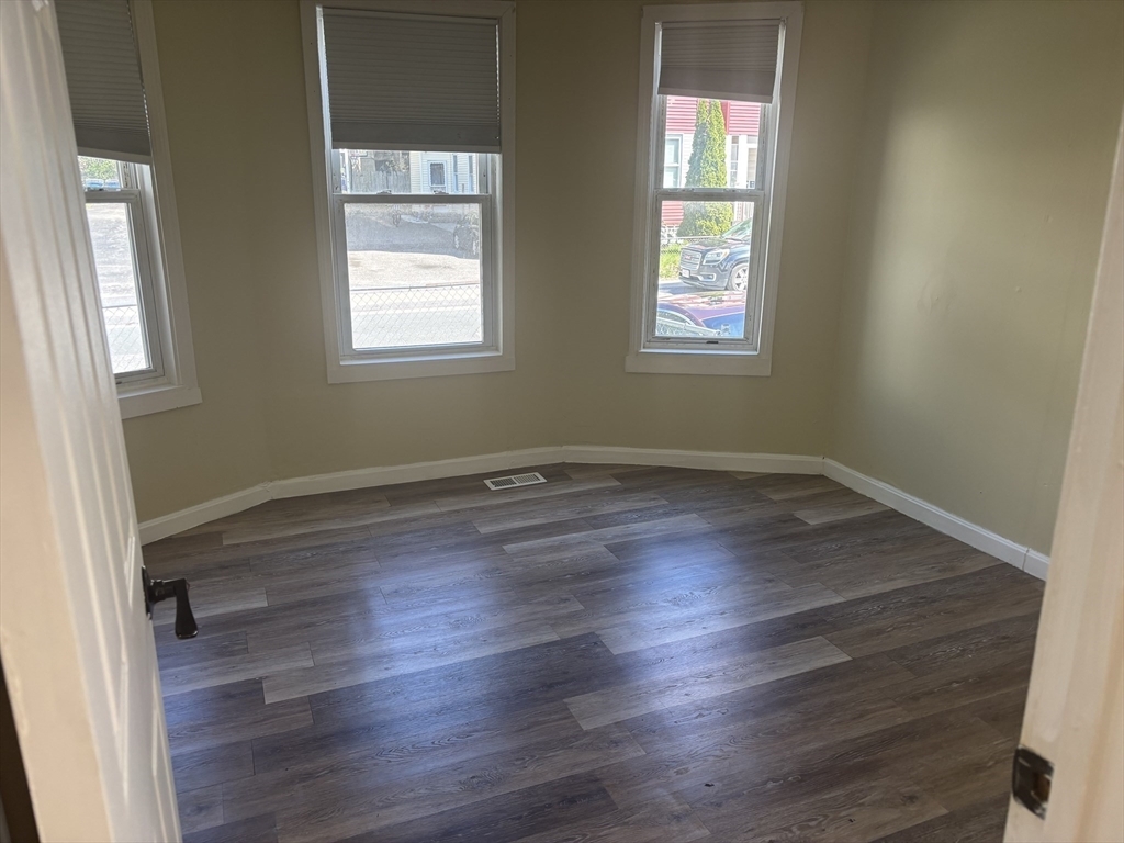 Property Photo:  168 Dewey 1  MA 01610 