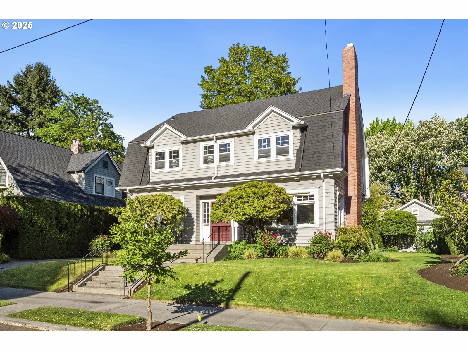 Property Photo: 2722 NE 22nd Ave OR 97212