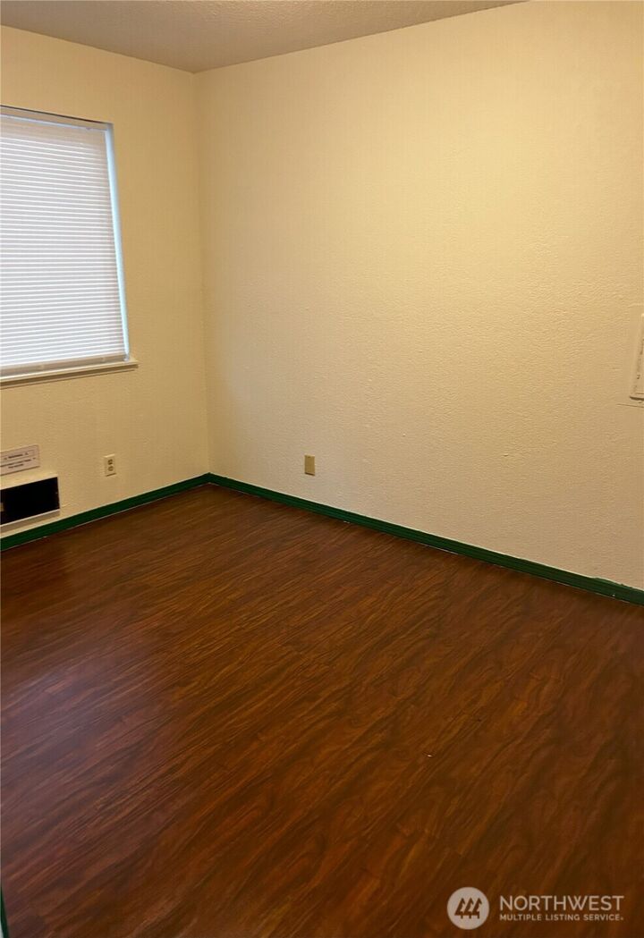 Property Photo:  6105  204th Street SW C4  WA 98036