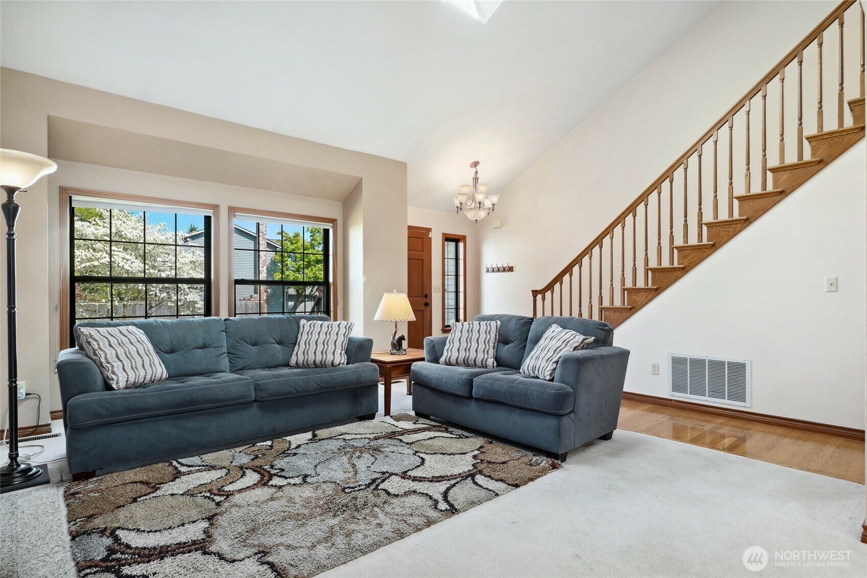 Property Photo: 16627 126th Avenue NE WA 98072