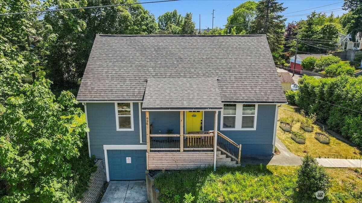 Property Photo: 821 15th Street WA 98337