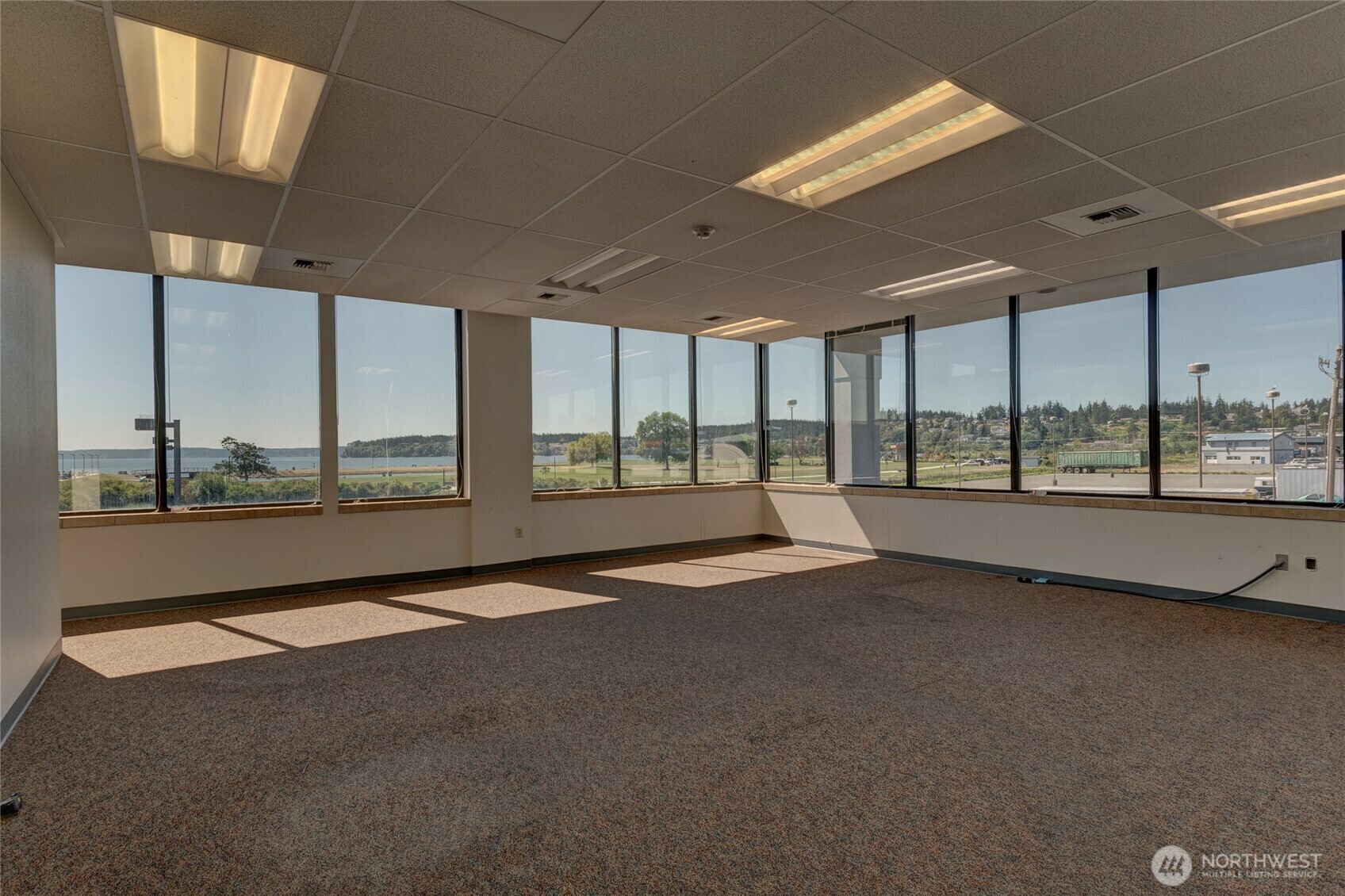 Property Photo: 275 SE Pioneer Way 204 WA 98277