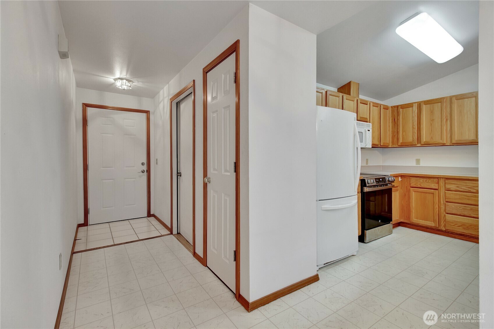 Property Photo: 820 N 8th Street D WA 98273
