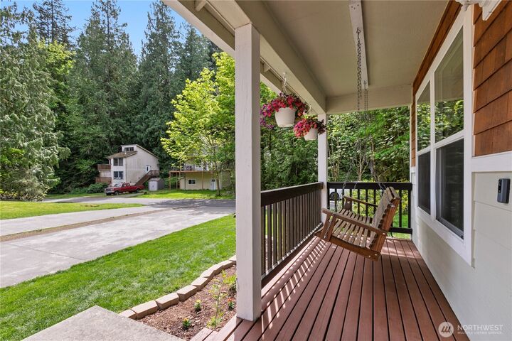 Property Photo:  9  Twin Flower Circle  WA 98229 