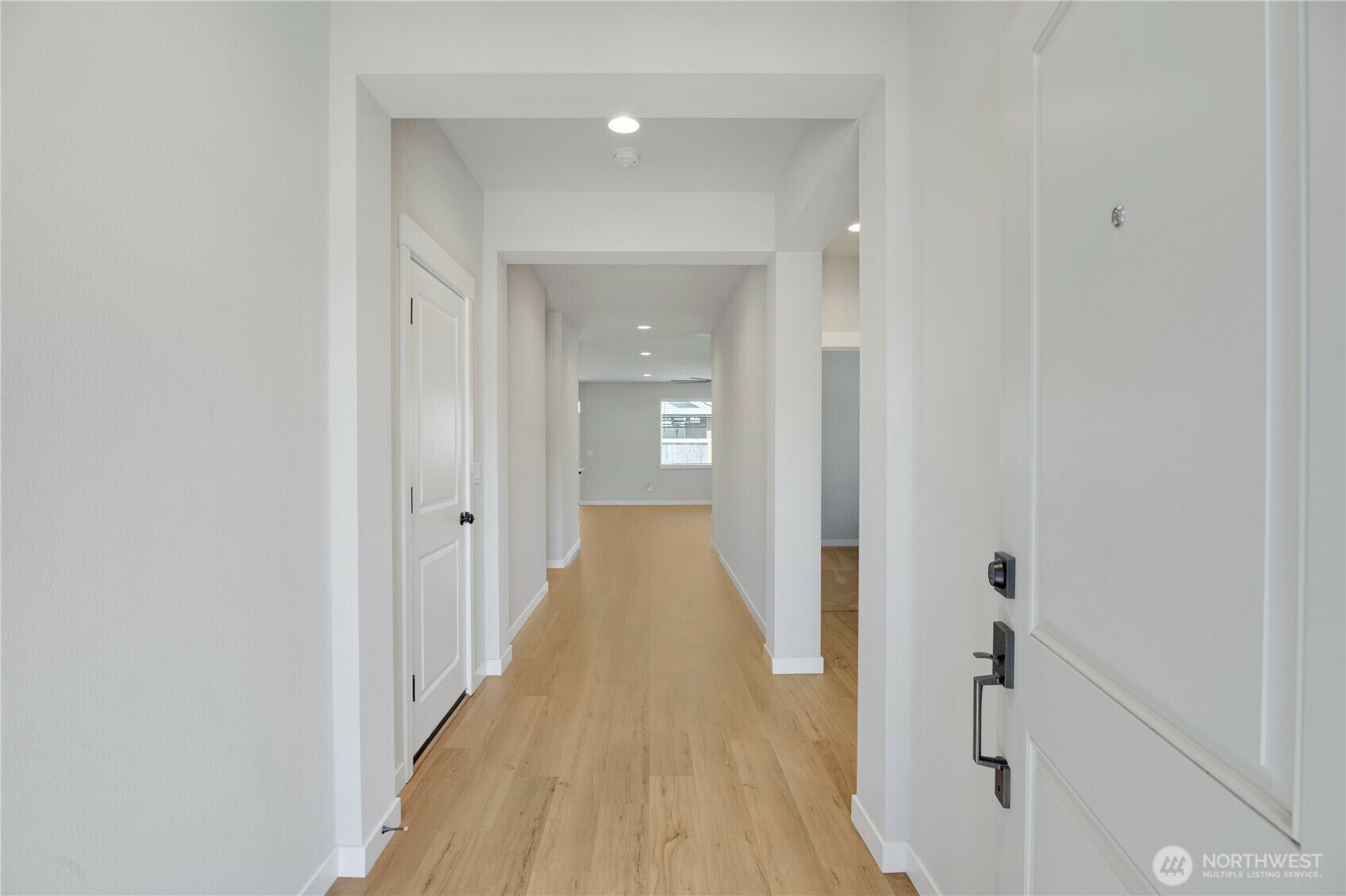 Property Photo: 1152 NE 17th Street WA 98604