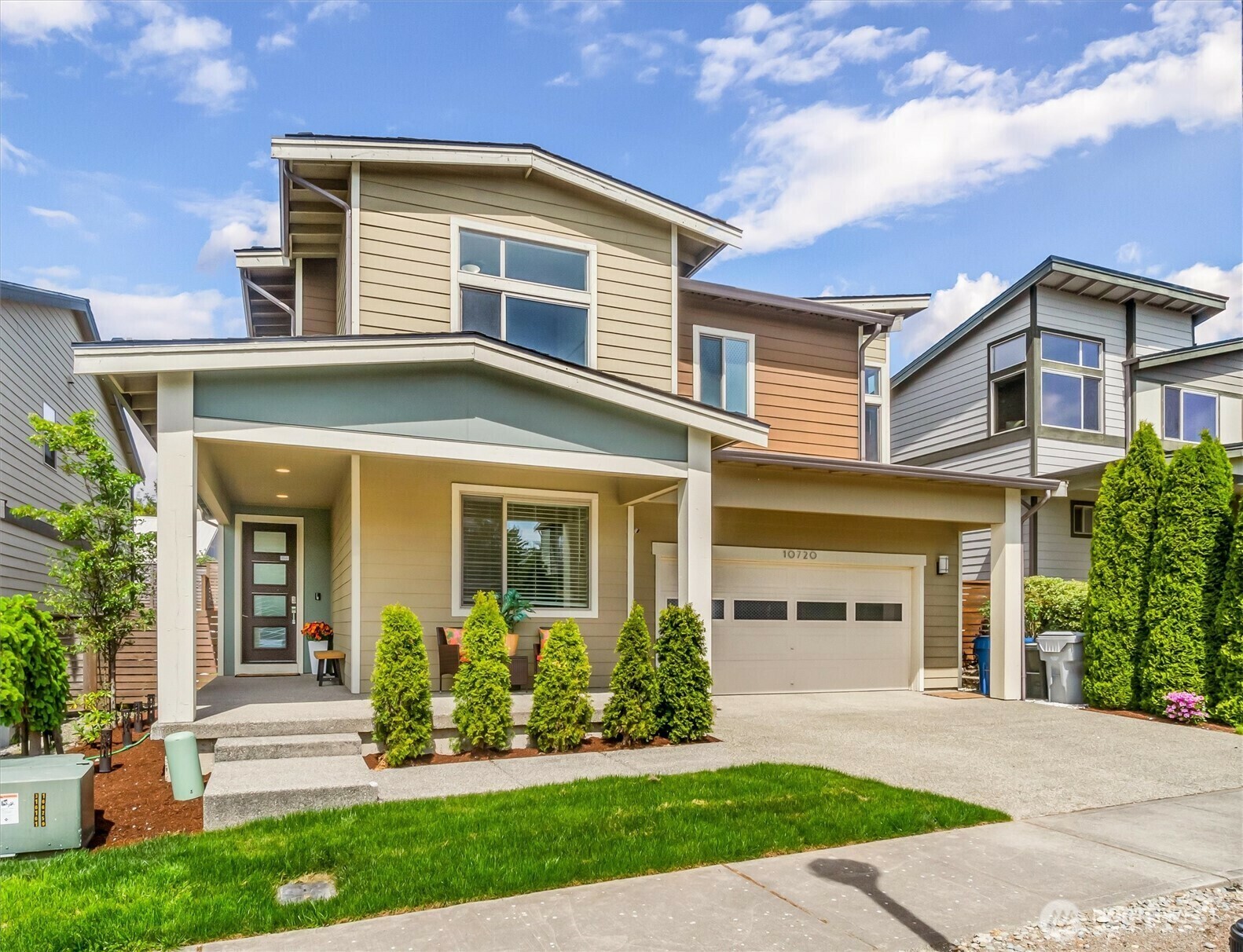 Property Photo:  10720 SE 187th Place  WA 98055 