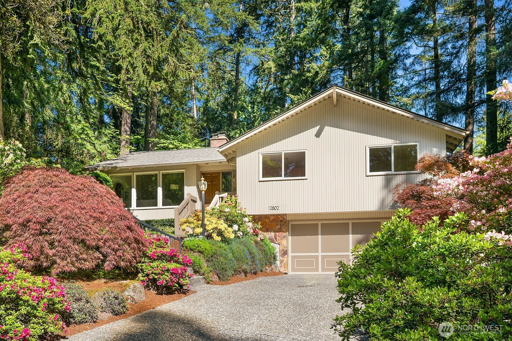 Property Photo: 12802 NE 26th Place WA 98005