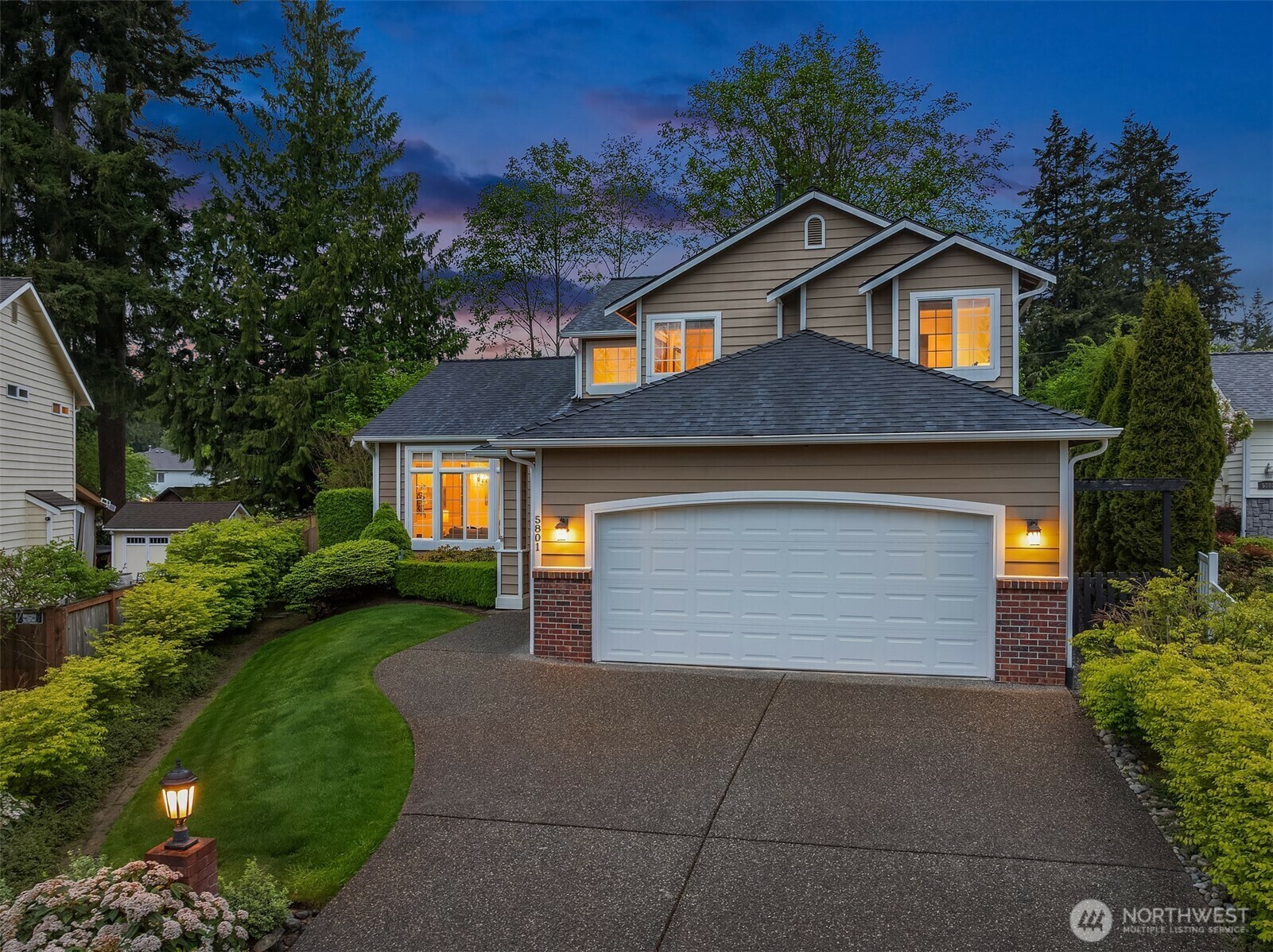 Property Photo: 5801 159th Street SW WA 98026