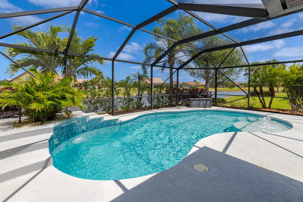 Property Photo: 348 SE Courances Drive FL 34984