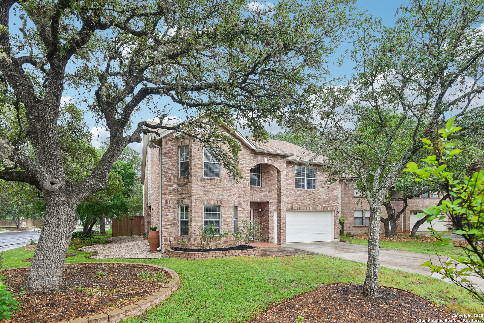Property Photo: 2210 Stanton Oaks TX 78259