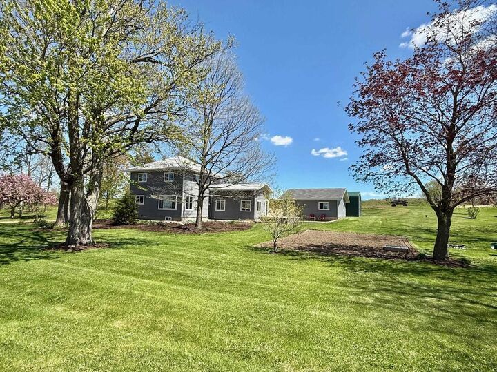 4528 North Coon Island Road  Evansville WI 53536 photo