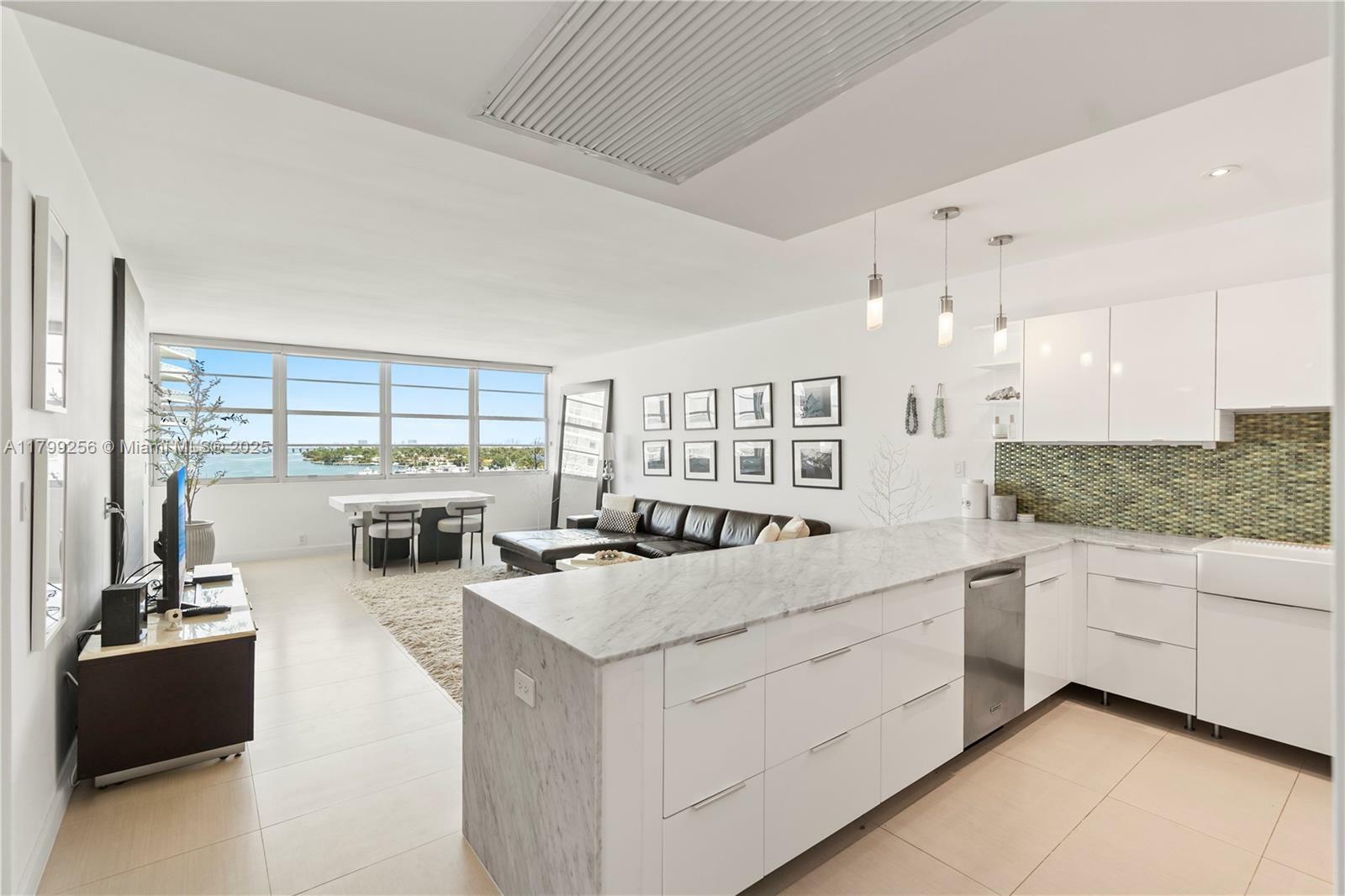 Property Photo: 20 Island Ave 907 FL 33139
