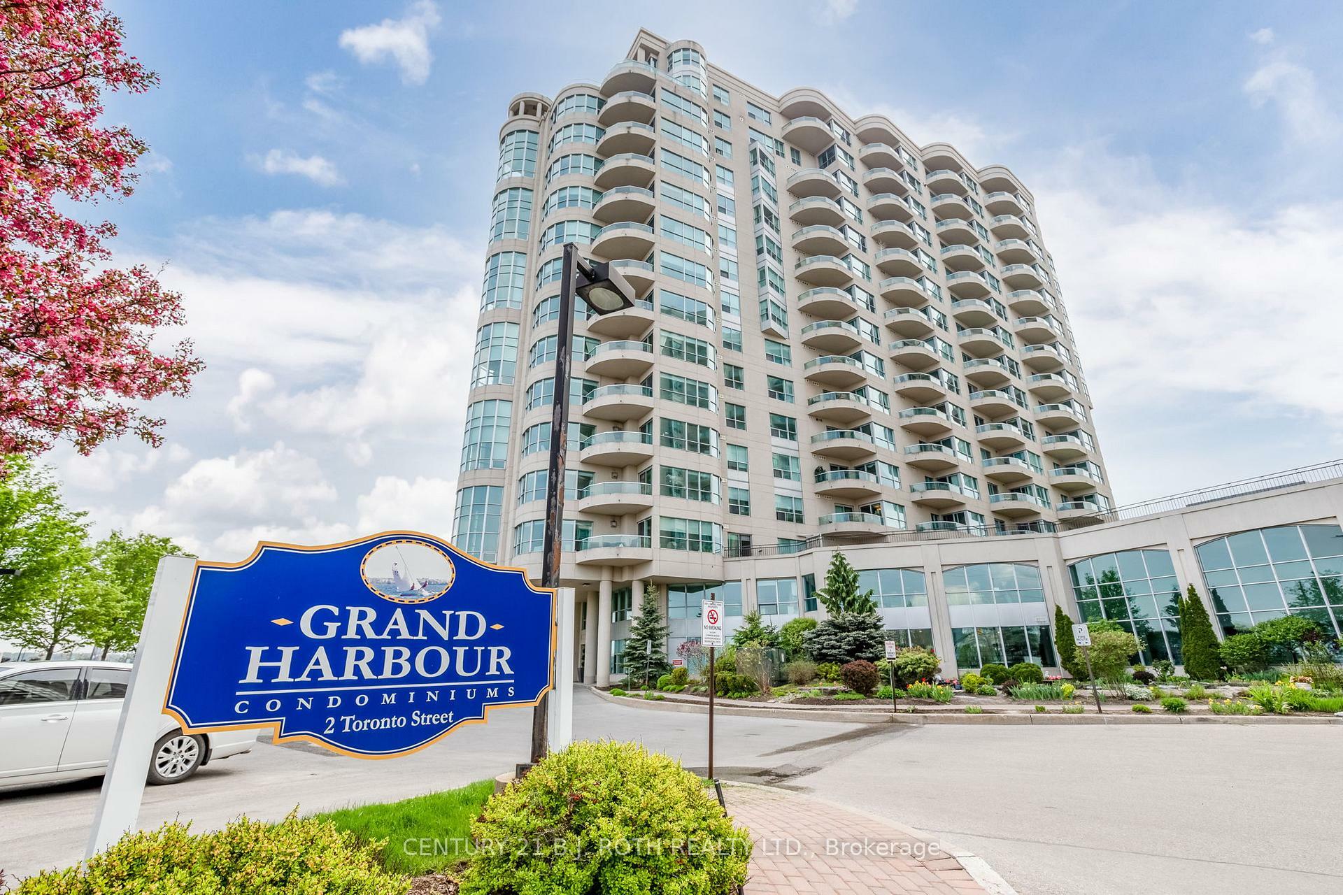 Property Photo: 2 Toronto Street Ph1 1 ON L4N 9R2