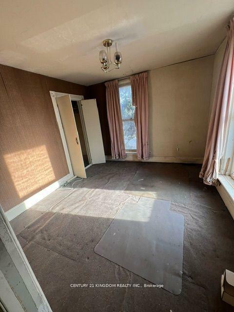 Property Photo:  1727 Dunchurch Street  ON L1V 1T9 