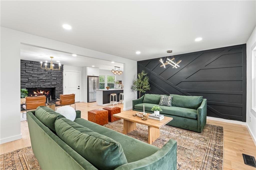 Property Photo: 110 Cleveland Road SC 29626