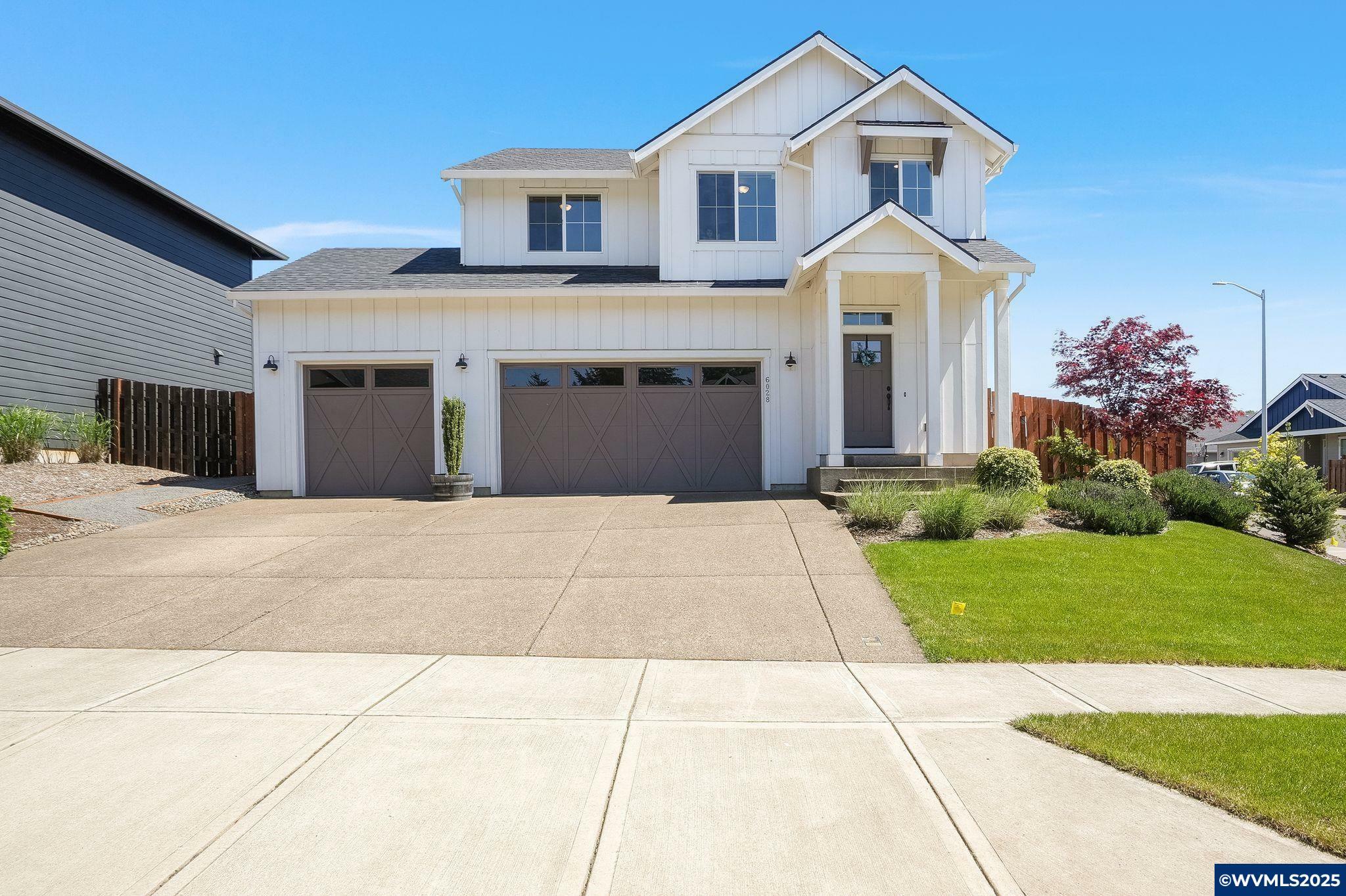 Property Photo: 6028 Eagle Dance St S OR 97306