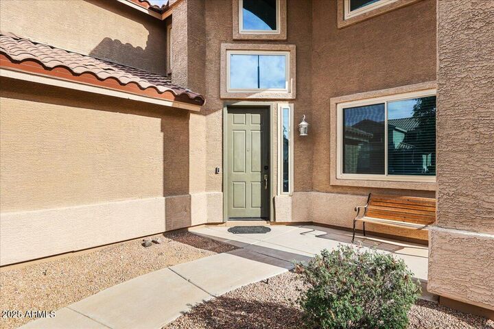 Property Photo: 462 W Myrtle Drive AZ 85248