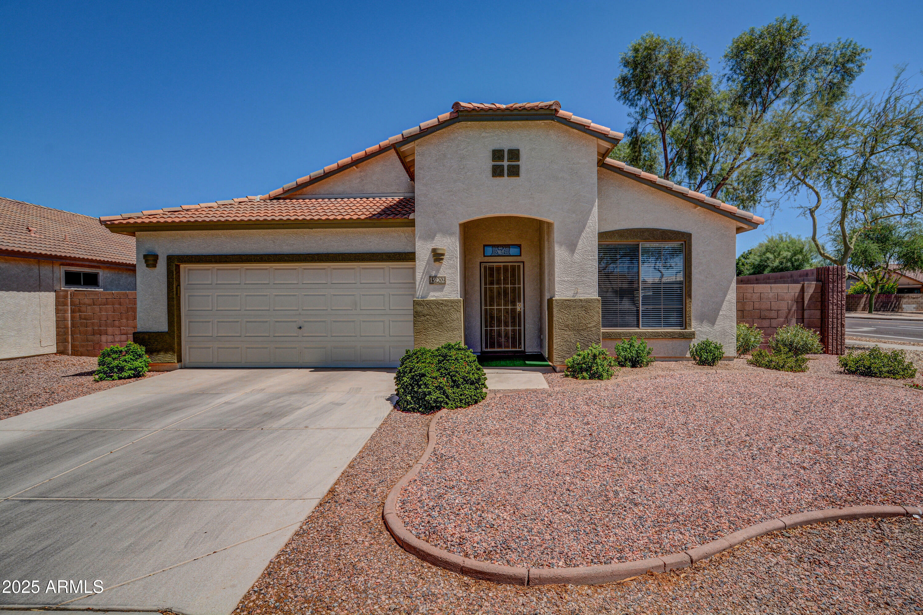Property Photo: 15902 W Hearn Road AZ 85379