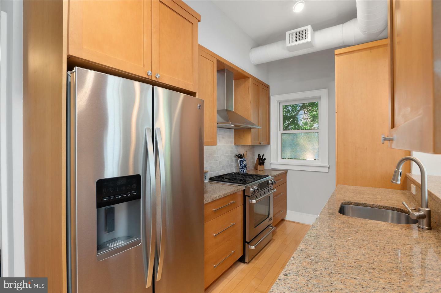Property Photo: 1817 Swann Street NW D DC 20009