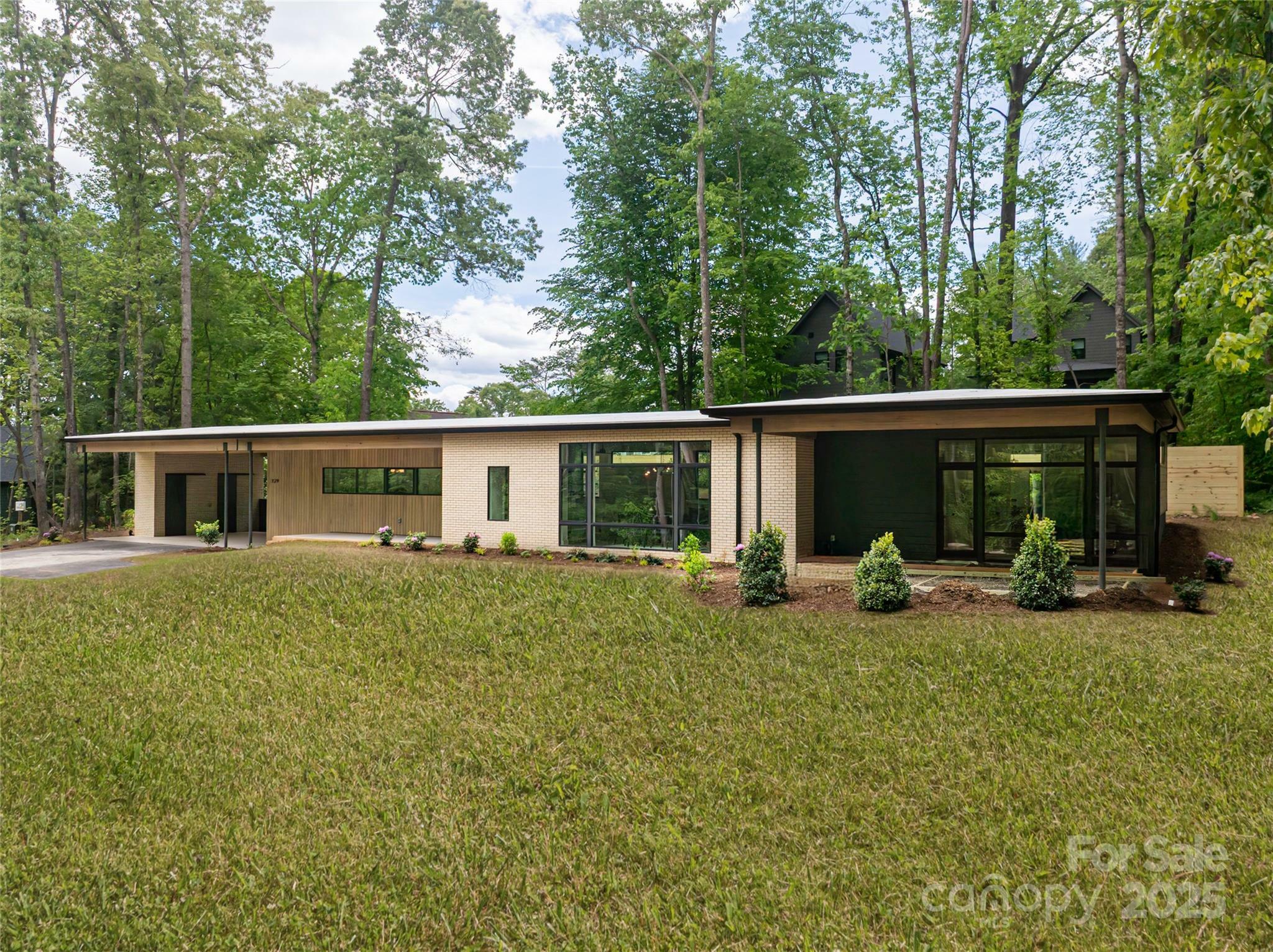 129 English Drive  Candler NC 28715 photo