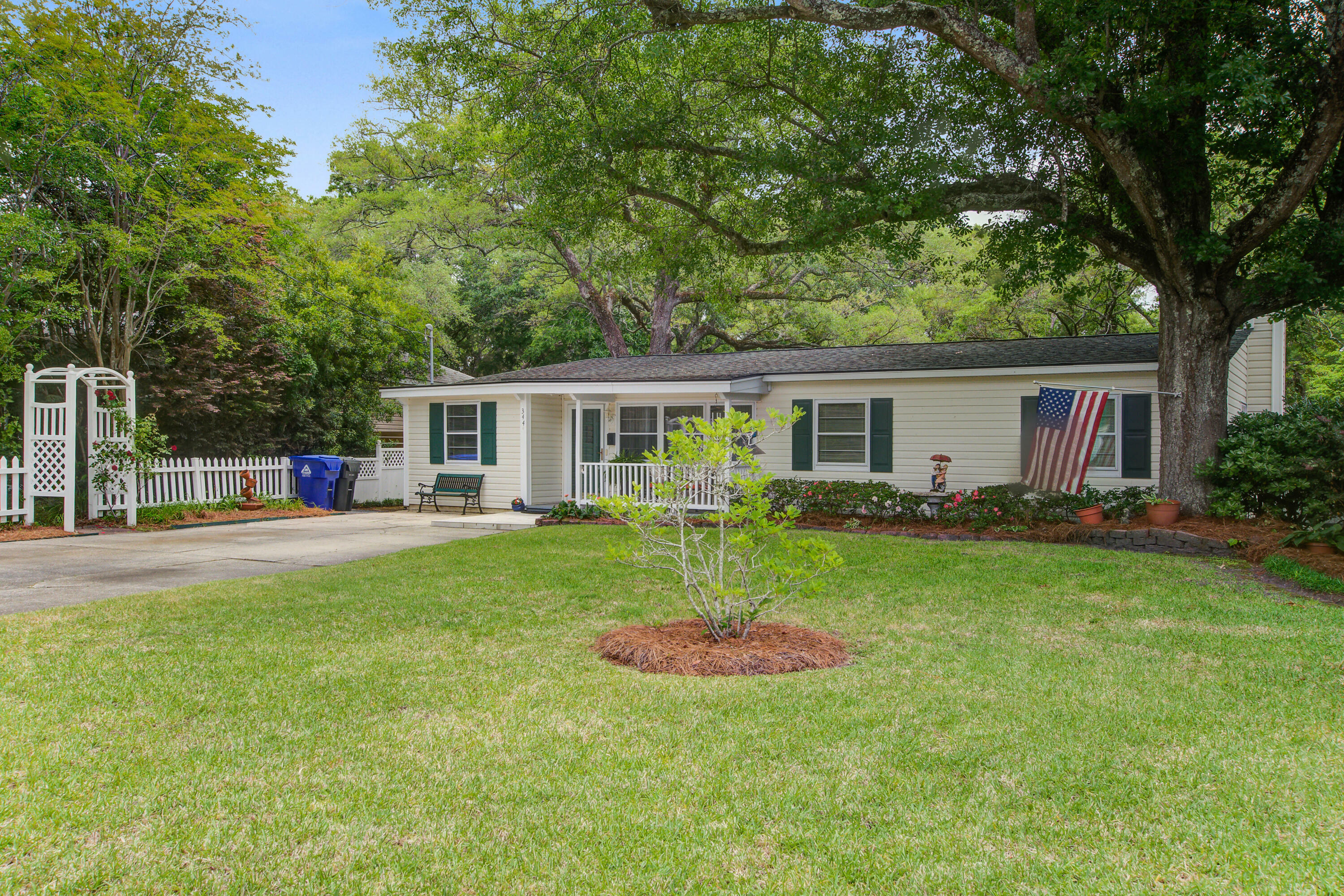 344 Lantana Drive  Charleston SC 29407 photo
